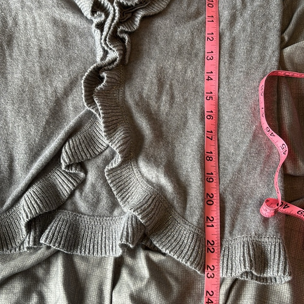 WHBM sz M gray ruffle collar trim hook front cardigan B718 - Picture 9 of 10